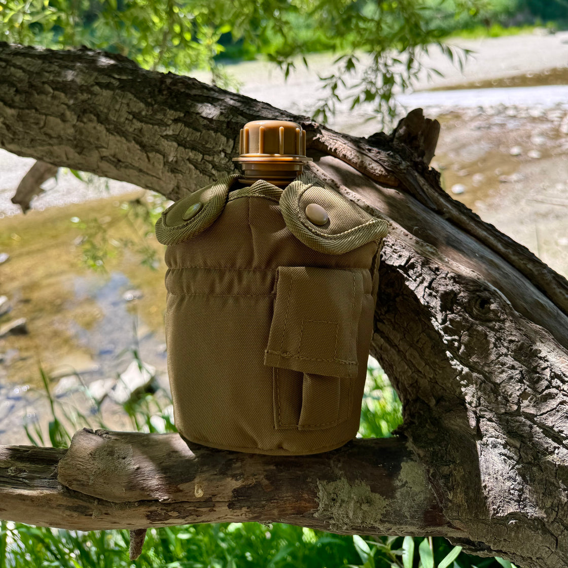 Mil-Tec Coyote US Plastic Canteen with Cup and Cover — 900ml