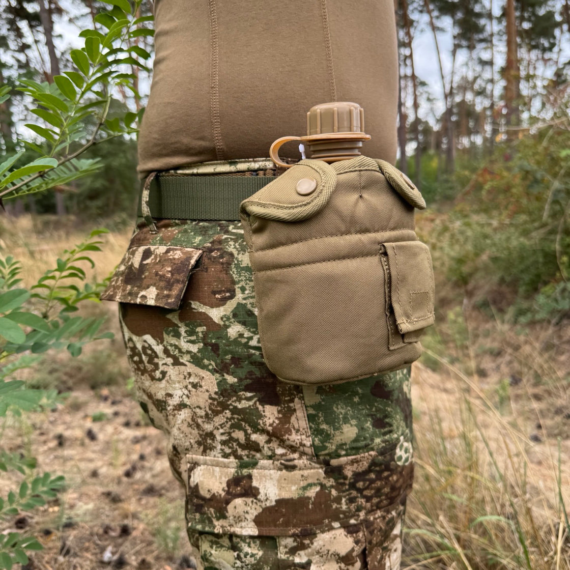 Mil-Tec Coyote US Plastic Canteen with Cup and Cover — 900ml